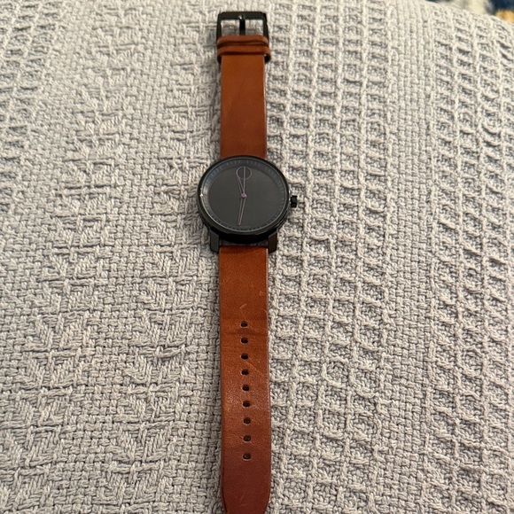 Movado unisex Brown Leather Strap Black Watch - Picture 1 of 7